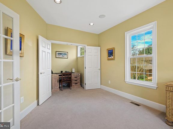 4th image of 15506 Norman Dr