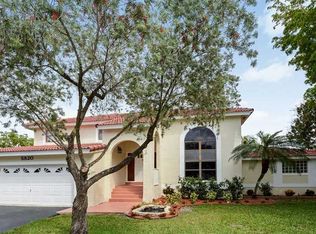 5820 Hawkes Bluff Ave, Davie, FL 33331