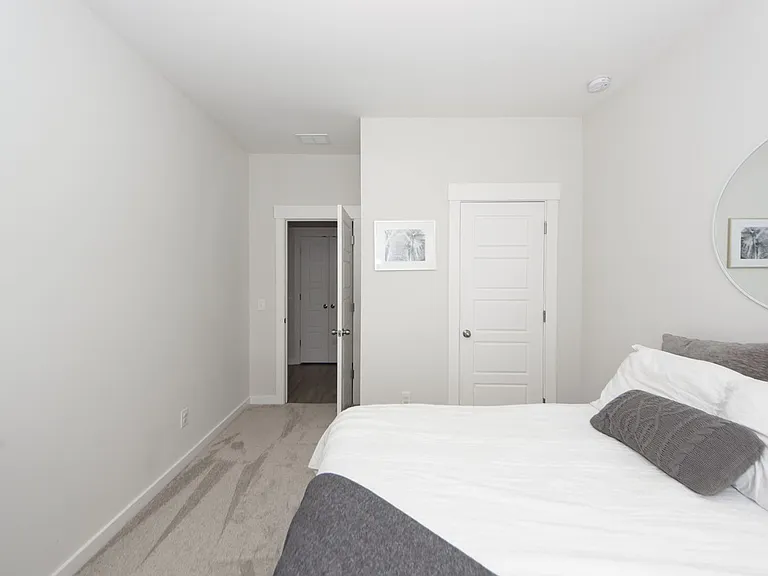 1665 Indy Dr — Photo 25