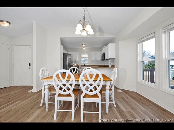 5th image of 6867 Candlewood Dr