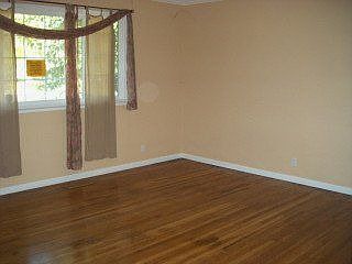 3rd image of 766 Calero Ave