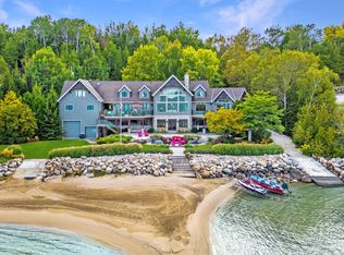 183 Lake Dr, The Blue Mountains, ON N0H2P0