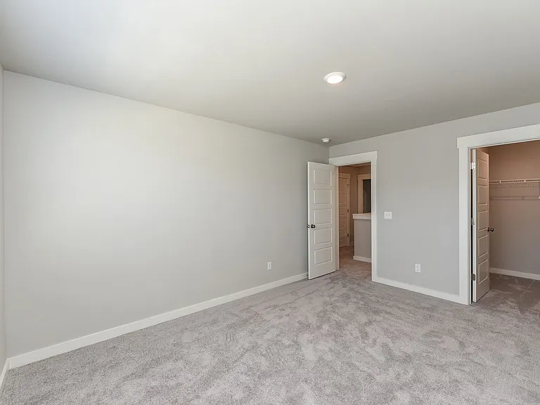 728 Mickelson Way — Photo 35