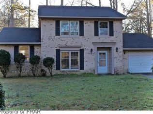 6300 Easthampton Rd, Fayetteville, NC 28314