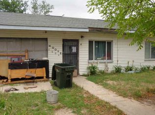 2604 Davis St, Carlsbad, NM 88220