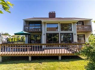 5 Southwest Rd, Narragansett, RI 02882