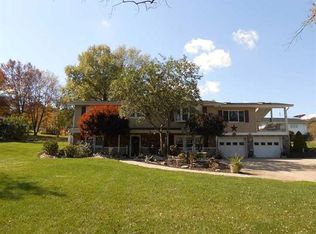 702 Pine Run Rd, Apollo, PA 15613