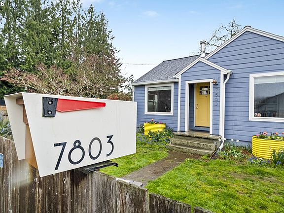 2nd image of 7803 SE Henderson St