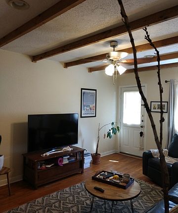2nd image of 504 Elmhurst Ave