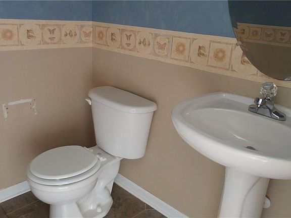 4th image of 504 N Timbergate Dr