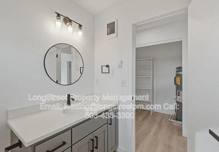820 S 19th St — Photo 30