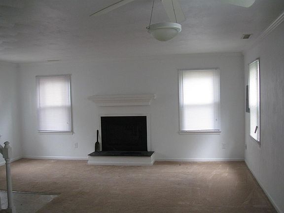 Living Room w/Fireplace