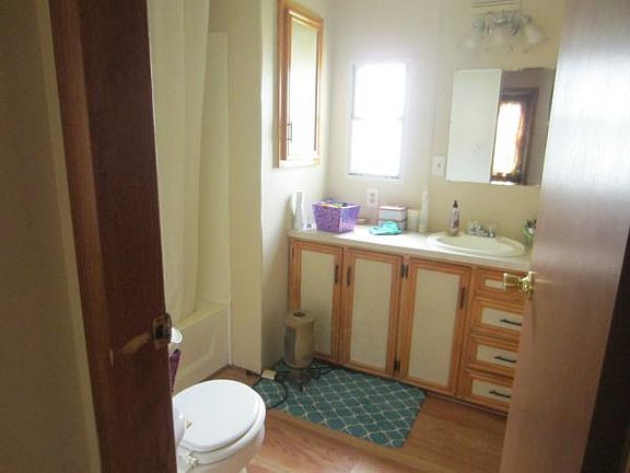 3rd image of 6443 Amanda Ln