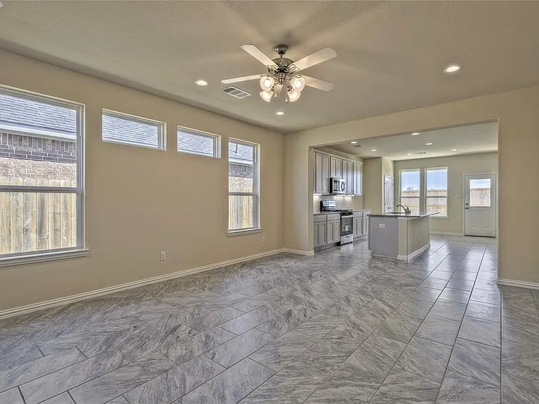 13201 Dancing Reed Dr — Photo 3