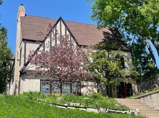 120 Groveland Ave #2, Minneapolis, MN 55403
