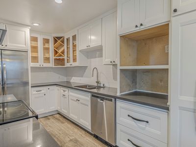 8701 Delgany Ave Unit 219, Playa Del Rey, CA, 90293