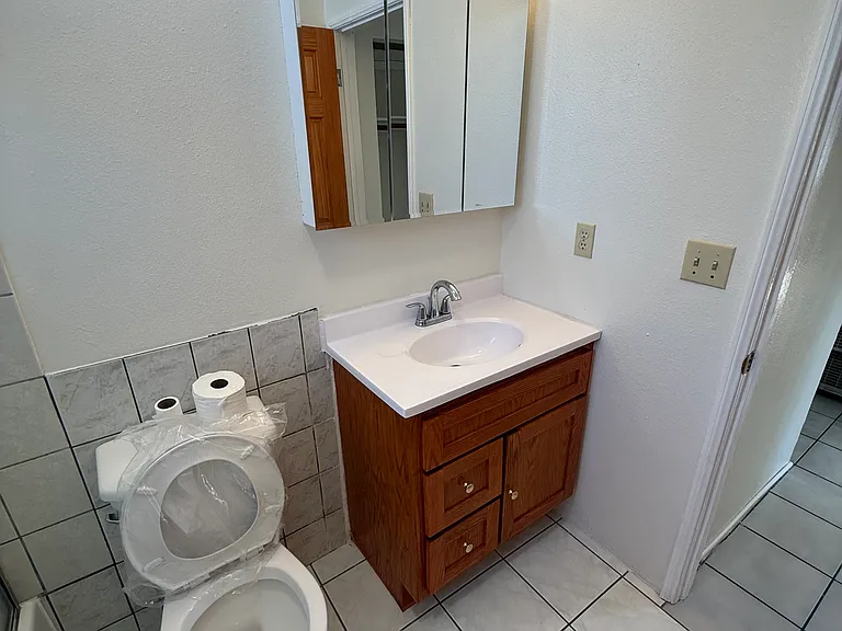 4040 W 164th St #1 — Photo 5