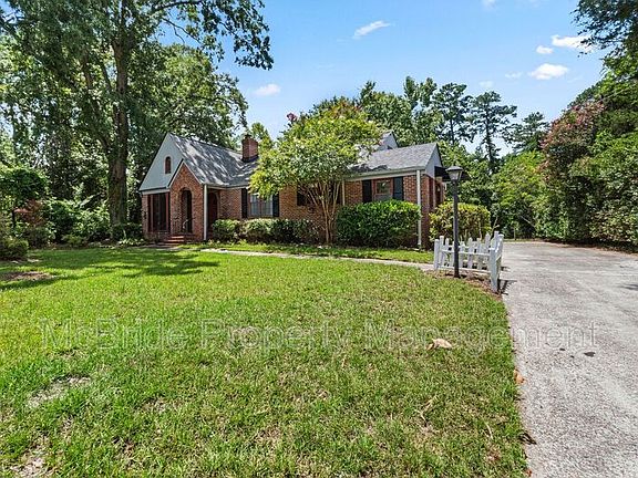 2nd image of 1835 Kissingbower Rd