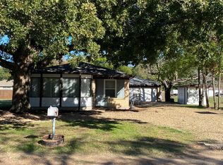 120 Nautical Rd, Gun Barrel City, TX 75156