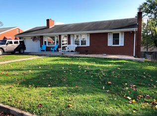 1532 Longview Ave, Salem, VA 24153