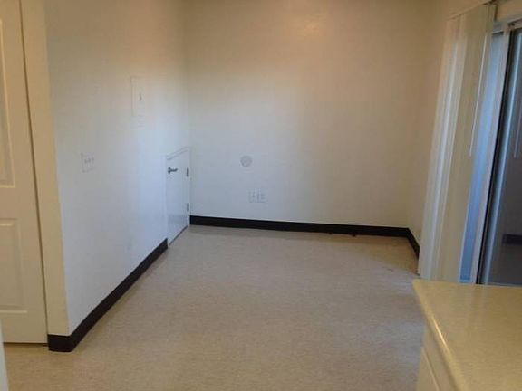 5th image of 563 W 92nd St APT 104