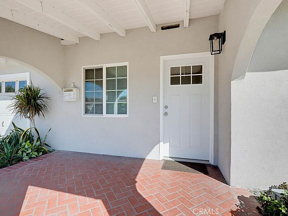 5th image of 1403 E Florida Pl
