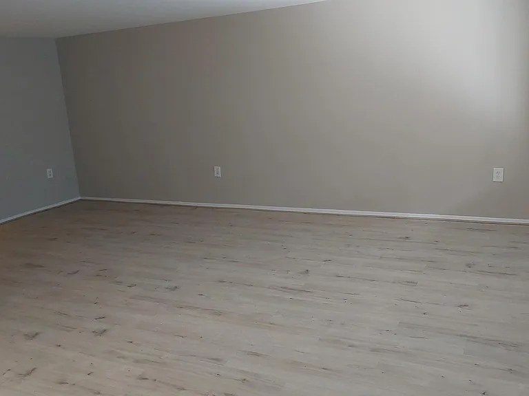 18622 Walkers Choice Rd #6 — Photo 16