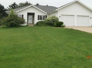 11133 Sunnylane Dr, Plymouth, IN 46563