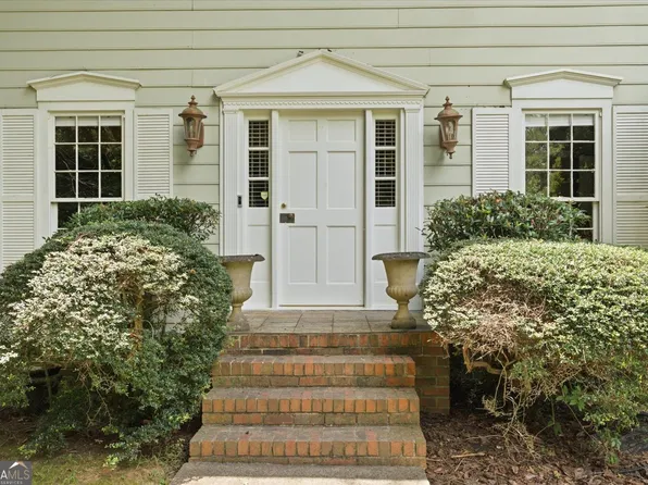 245 Lakemont Dr, Roswell, GA 30075