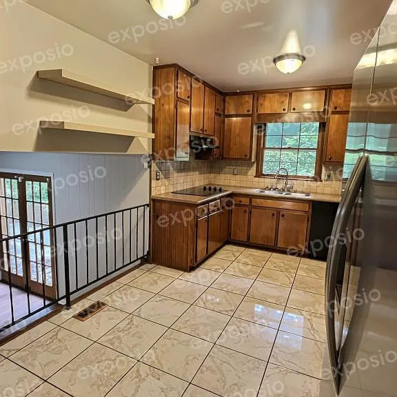 4579 Bergen Ct — Photo 8