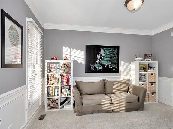 4th image of 12517 S Lily Ln