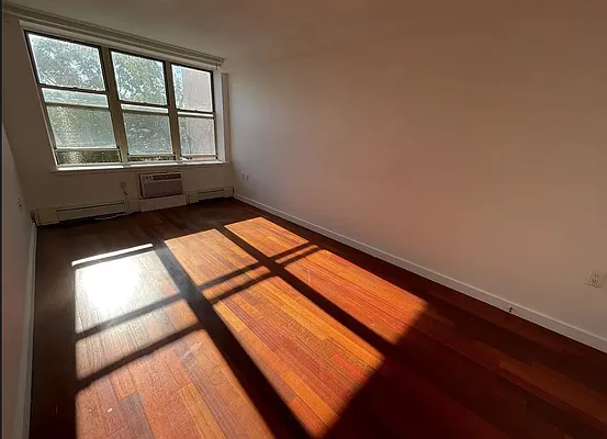 Rented by Voro, LLC | media 4