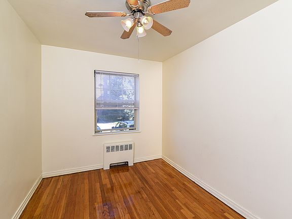 5th image of 208 Holt Dr #F49f98bec