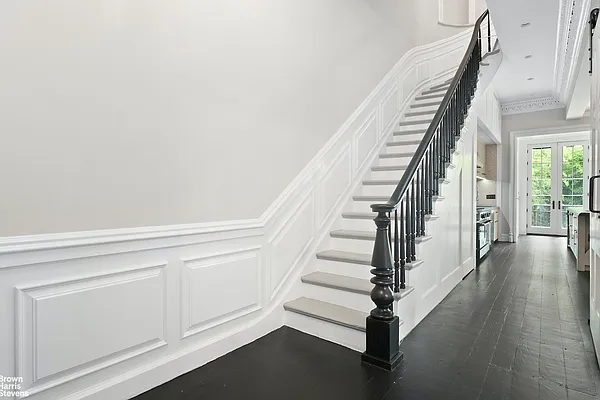 Rented by Brown Harris Stevens | media 25