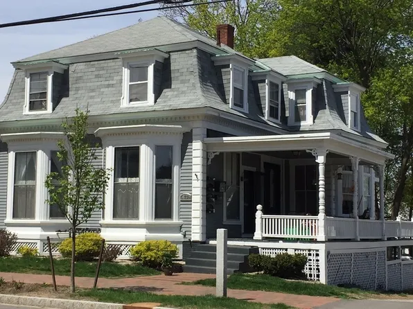 73 Silver St APT 2, Dover, NH 03820