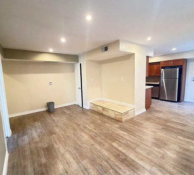 2340 N Ontario St #H — Photo 4