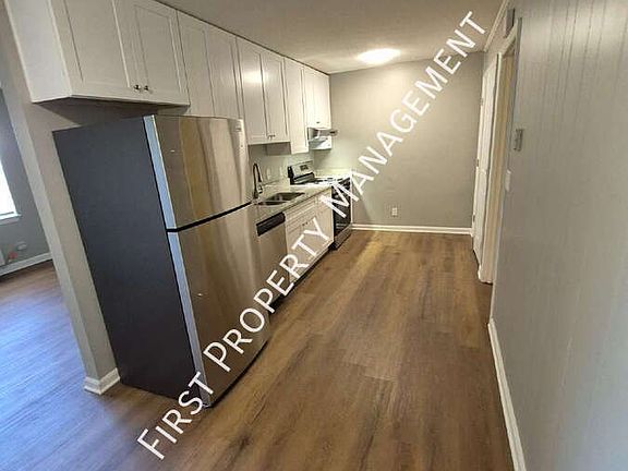 3rd image of 4293 Byrnewood Village Cir APT F