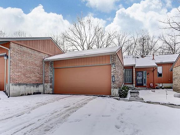 2nd image of 155 Shenandoah Trl