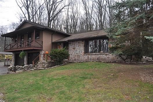 1st image of 205 Railroad Dr