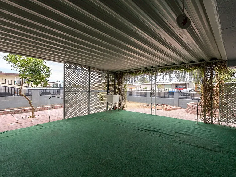 5185 Sun Valley Dr — Photo 49