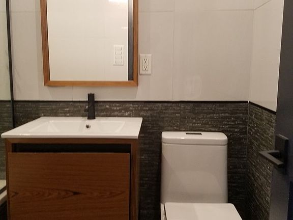 2nd image of 702 Rogers Ave #B2