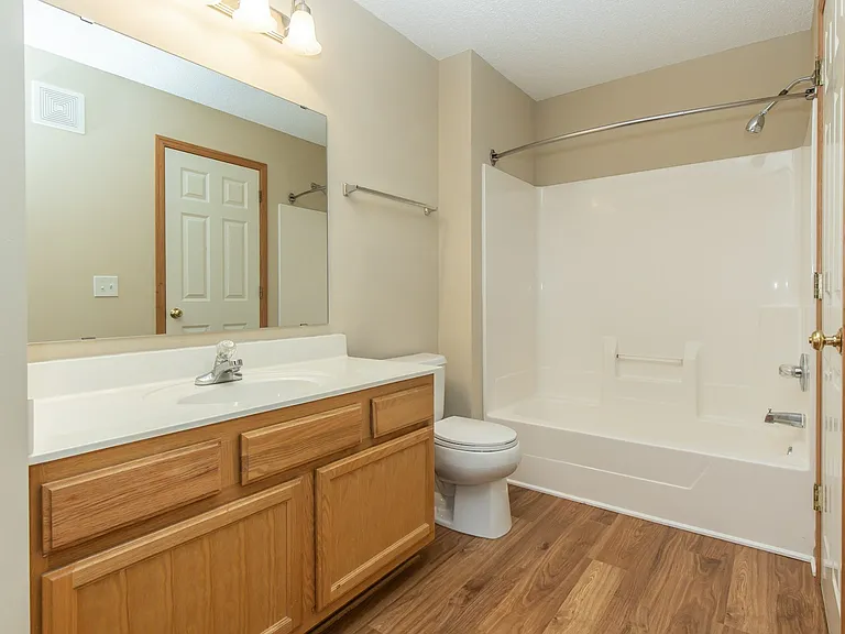 17324 River Birch Ln S — Photo 9