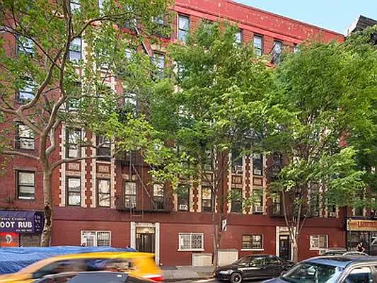 Rented by Jonis Realty | media 6