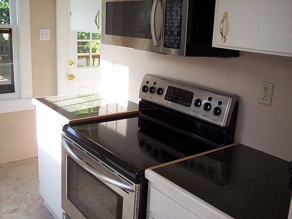Stainless Kitchen Marble Floors Cntrs