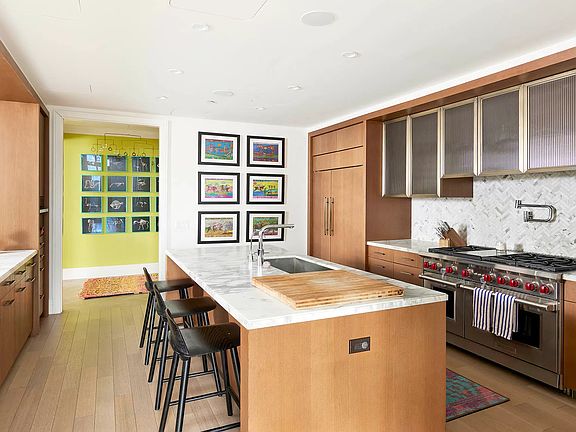 4th image of 100 Barclay St Penthouse B