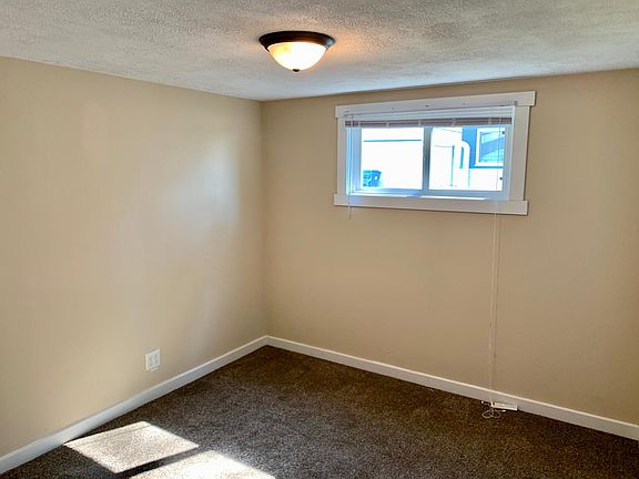 4th image of 50 Jordan Dr