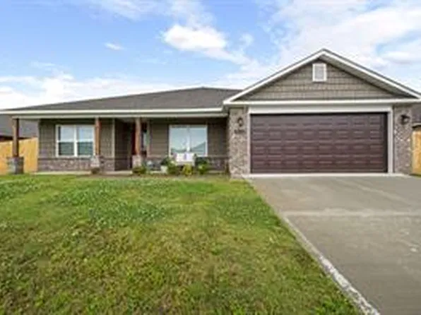 2783 W McLaren Dr, Fayetteville, AR 72704