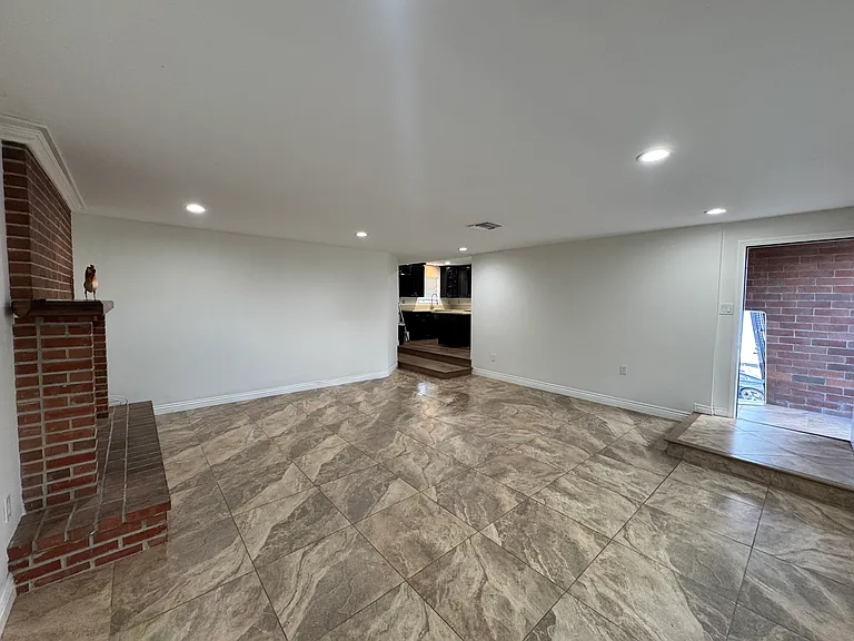 9287 Kewen Ave — Photo 3