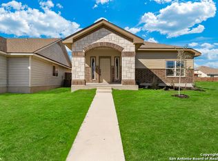 5987 Midcrown Dr, San Antonio, TX 78218