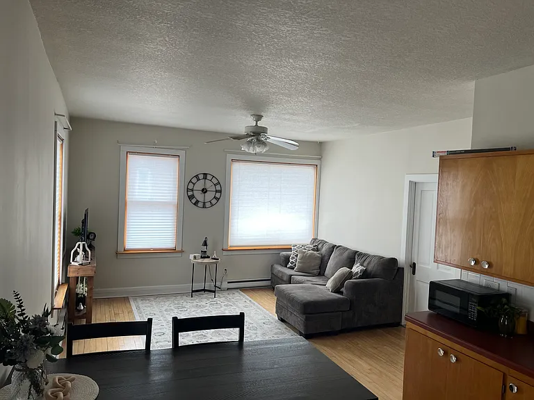10555 Main St #2 — Photo 7
